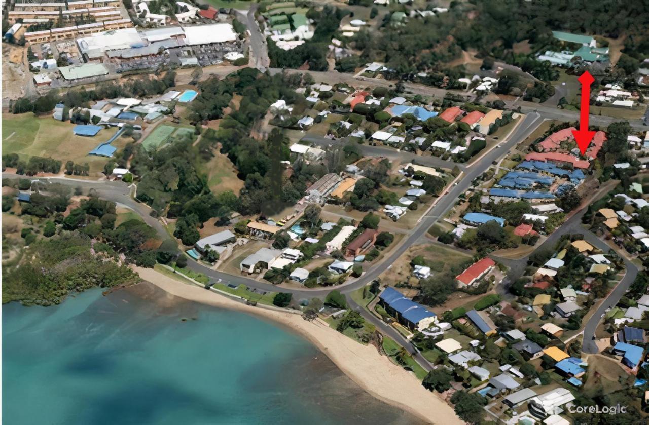 La Villa At Beach Court Airlie Beach Exterior foto